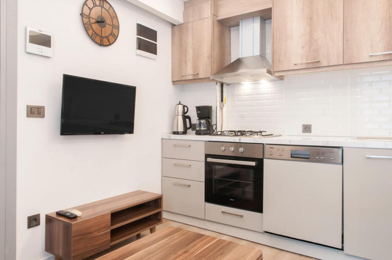 Delightful Flat 500 M To Uskudar Ferry Station Apartment Istanbul Bagian luar foto